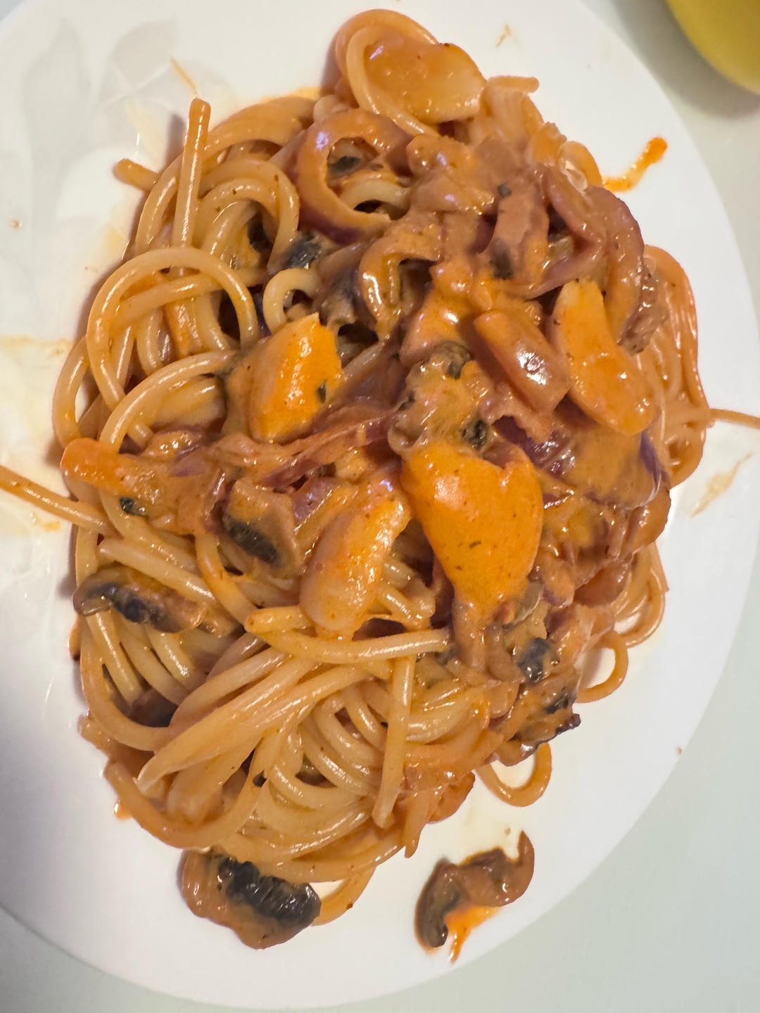 韩式辣奶油虾仁意面