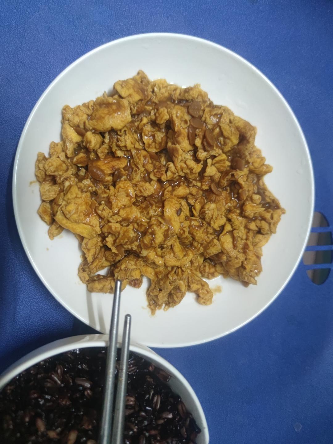 “东北yyds鸡蛋酱”太费米饭了！3步搞定超简单！