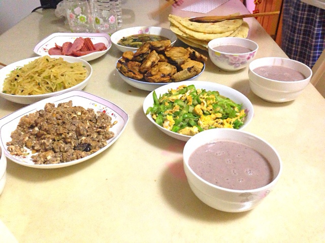 为家人做晚餐