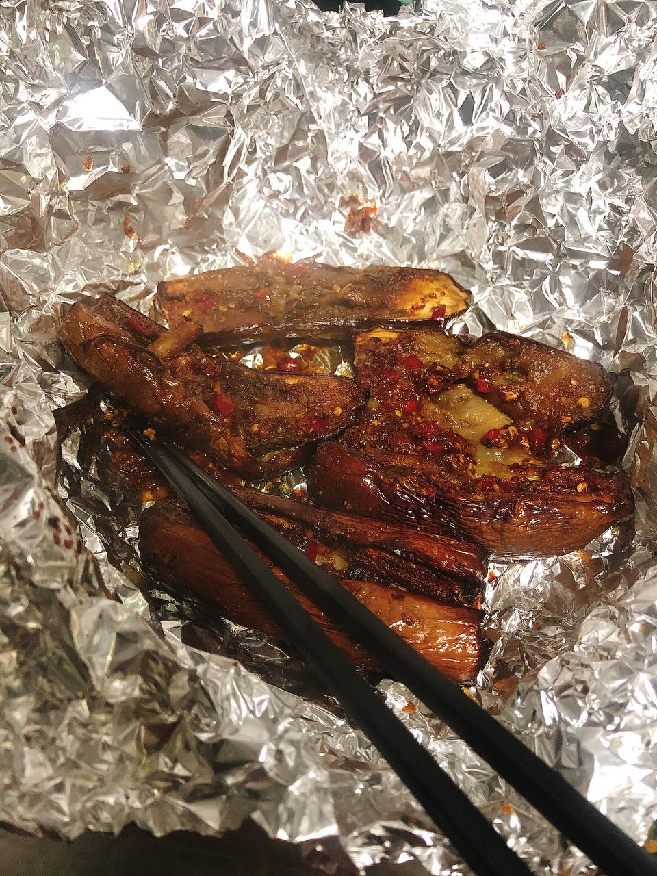 堪比烧烤冠军的烤茄子（空气炸锅版）