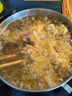 香脆四川传统炸酥肉的做法 步骤6