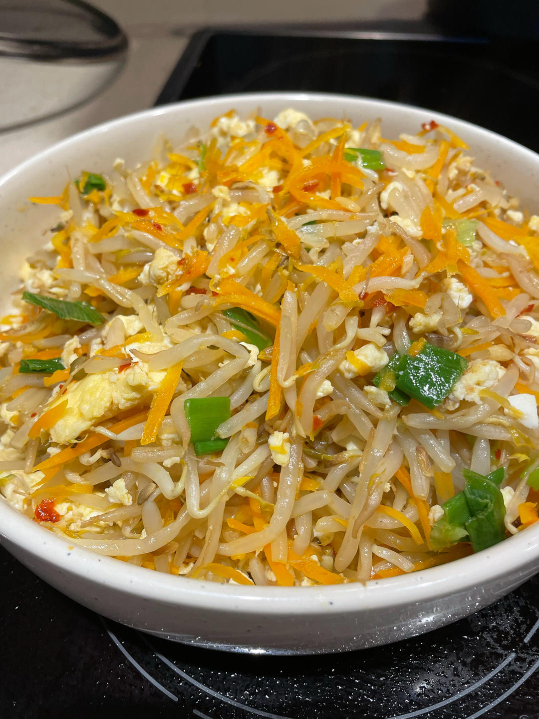 减脂期的美味——豆芽炒鸡蛋