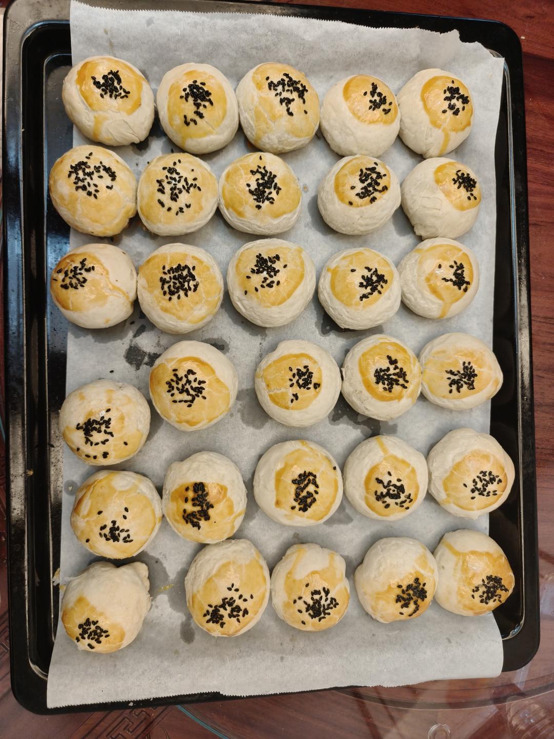 超简单 免揉 酥掉渣的蛋黄酥(超详细附全程视频)不破酥『万能酥皮』