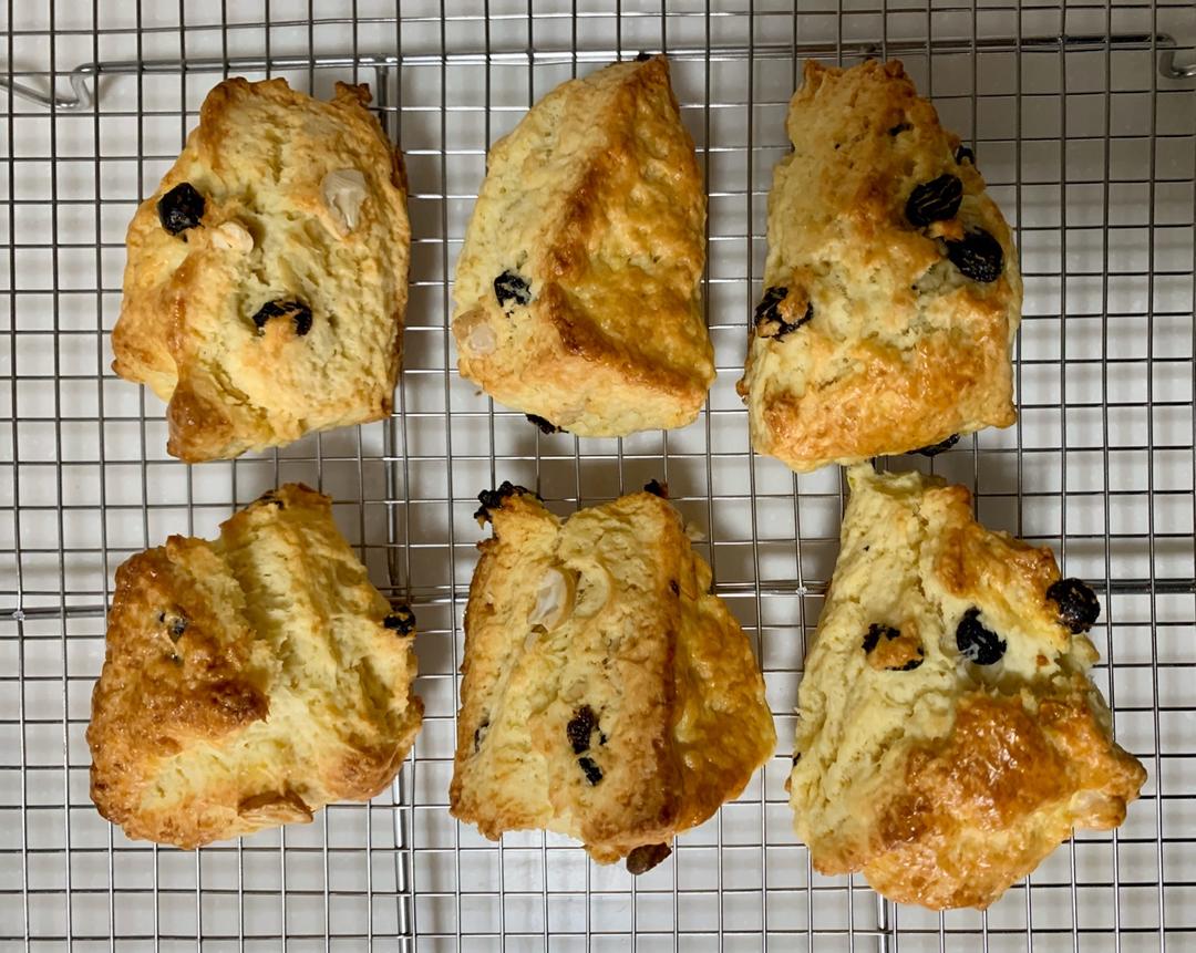 完胜星巴克的超美味酥脆司康 super easy crunched scone