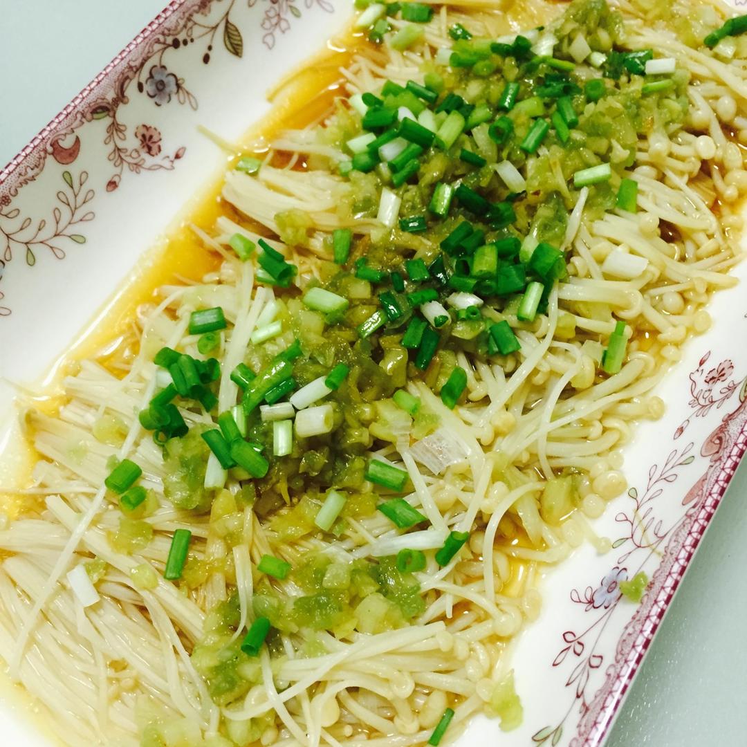 蒜蓉蒸金针菇