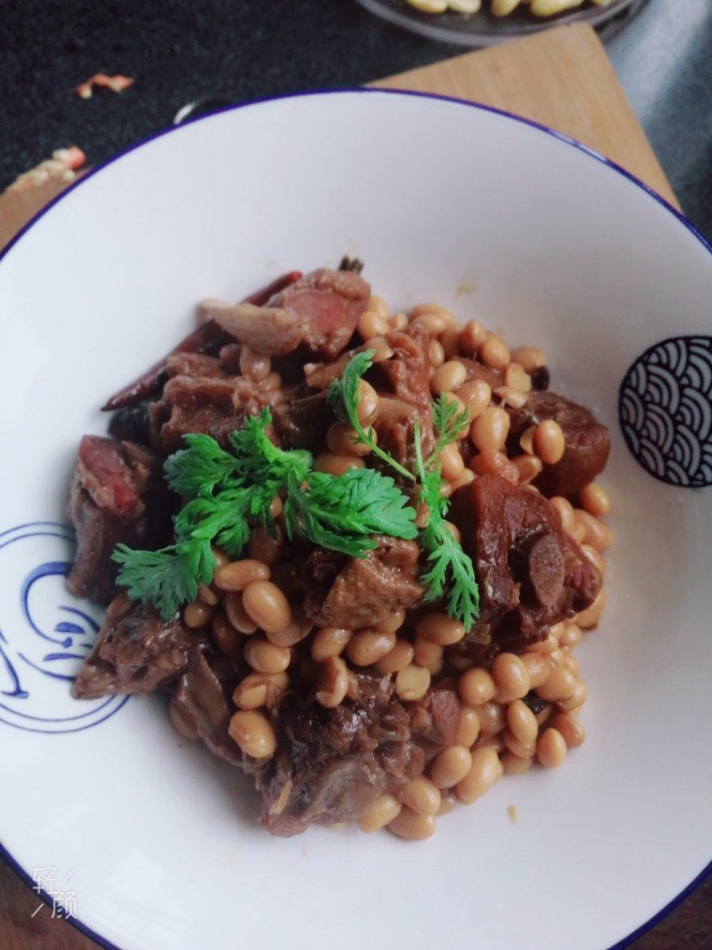 手机用户8266_qgjc做的咸鸭腿炖黄豆