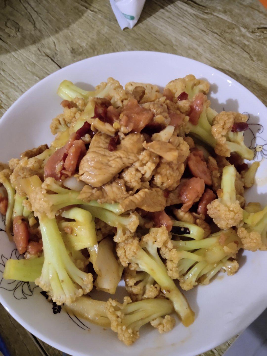 花椰菜炒鸡胸肉