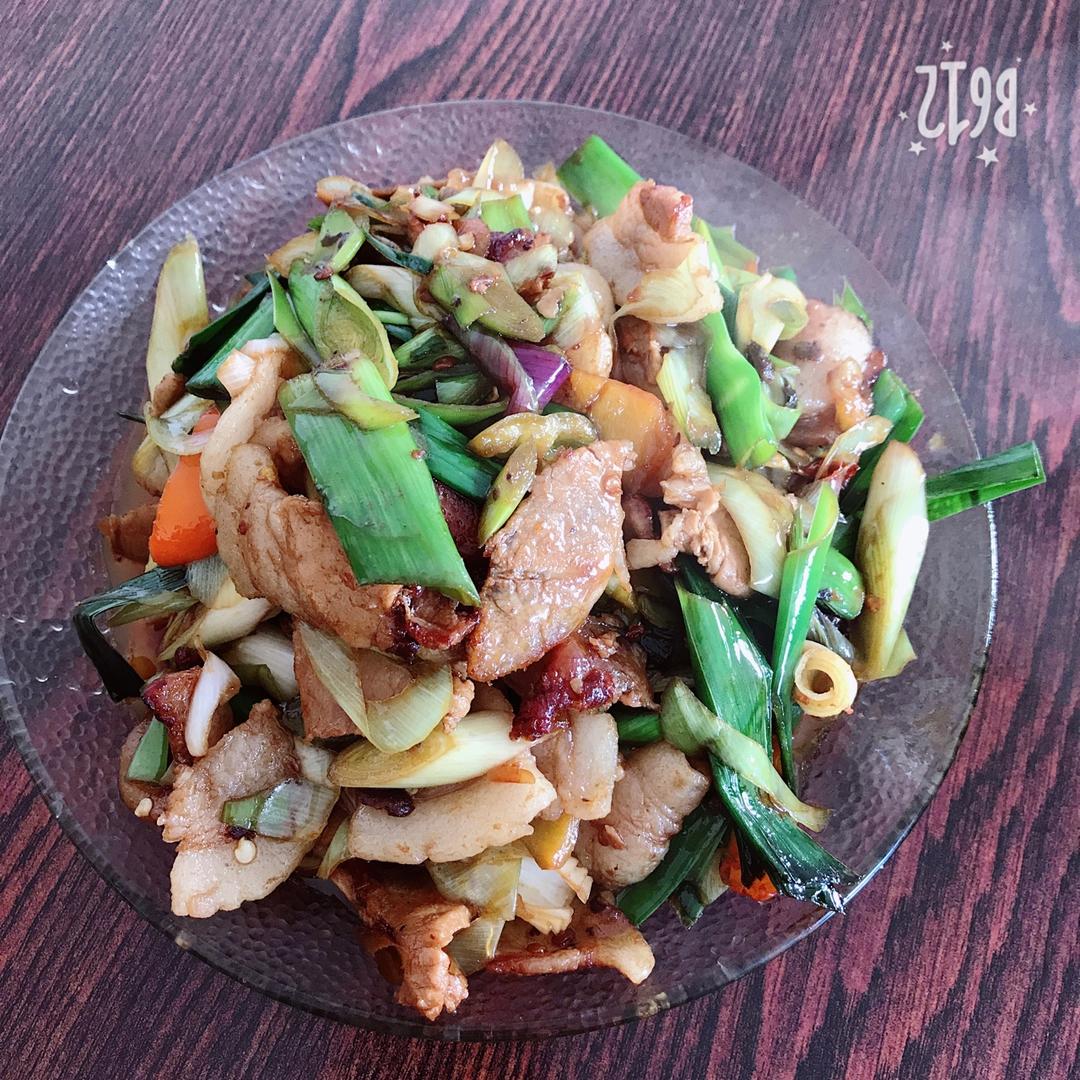 大蒜炒肉