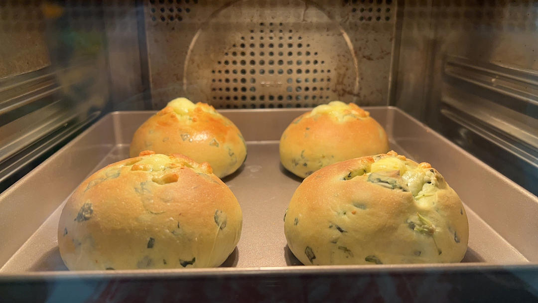 菠菜芝士咸面包