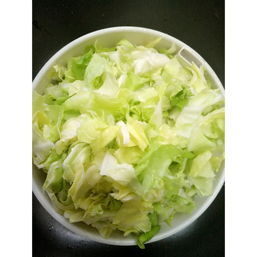 【清炒包菜(卷心菜)图片】y,_htq8_下厨房