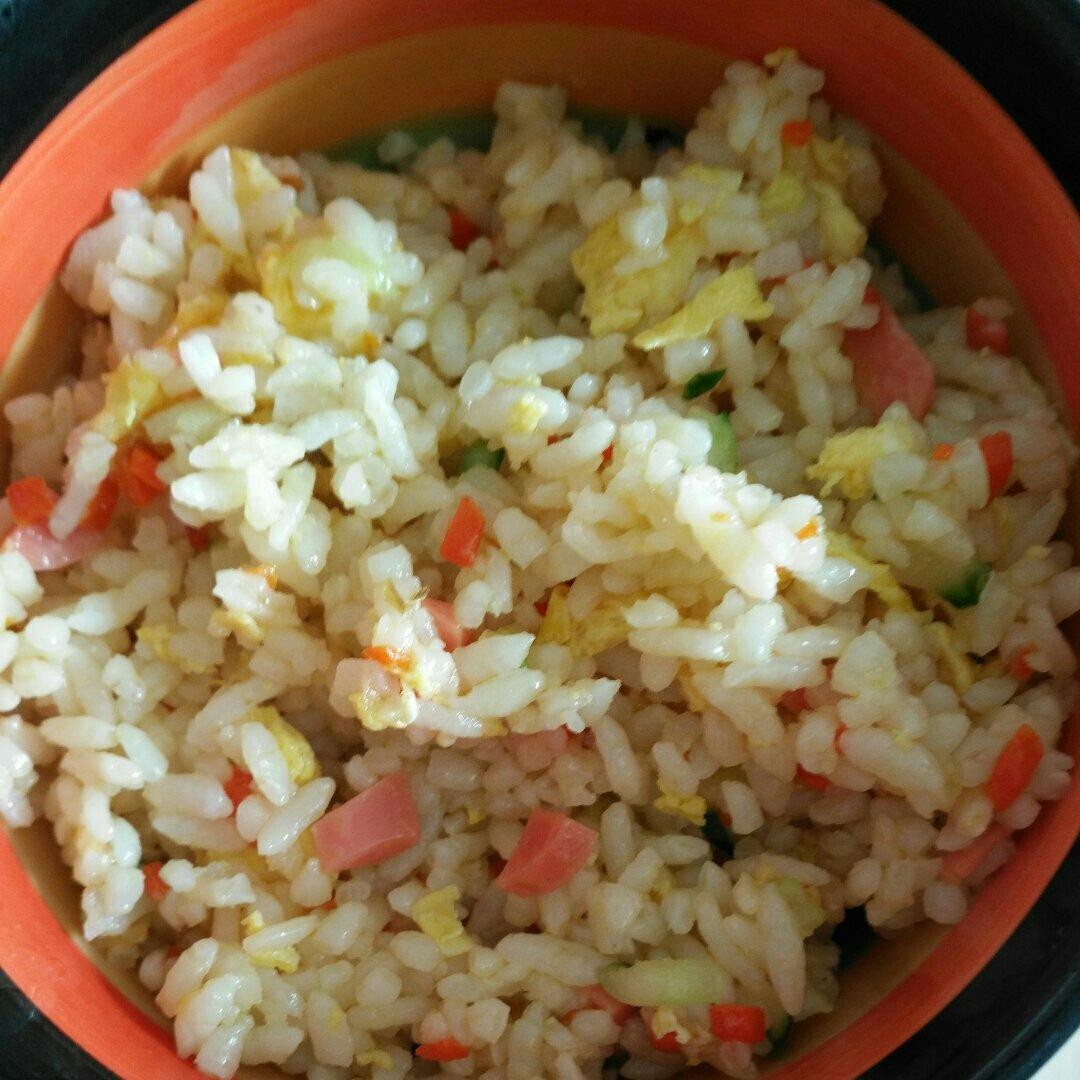 火腿蛋炒饭