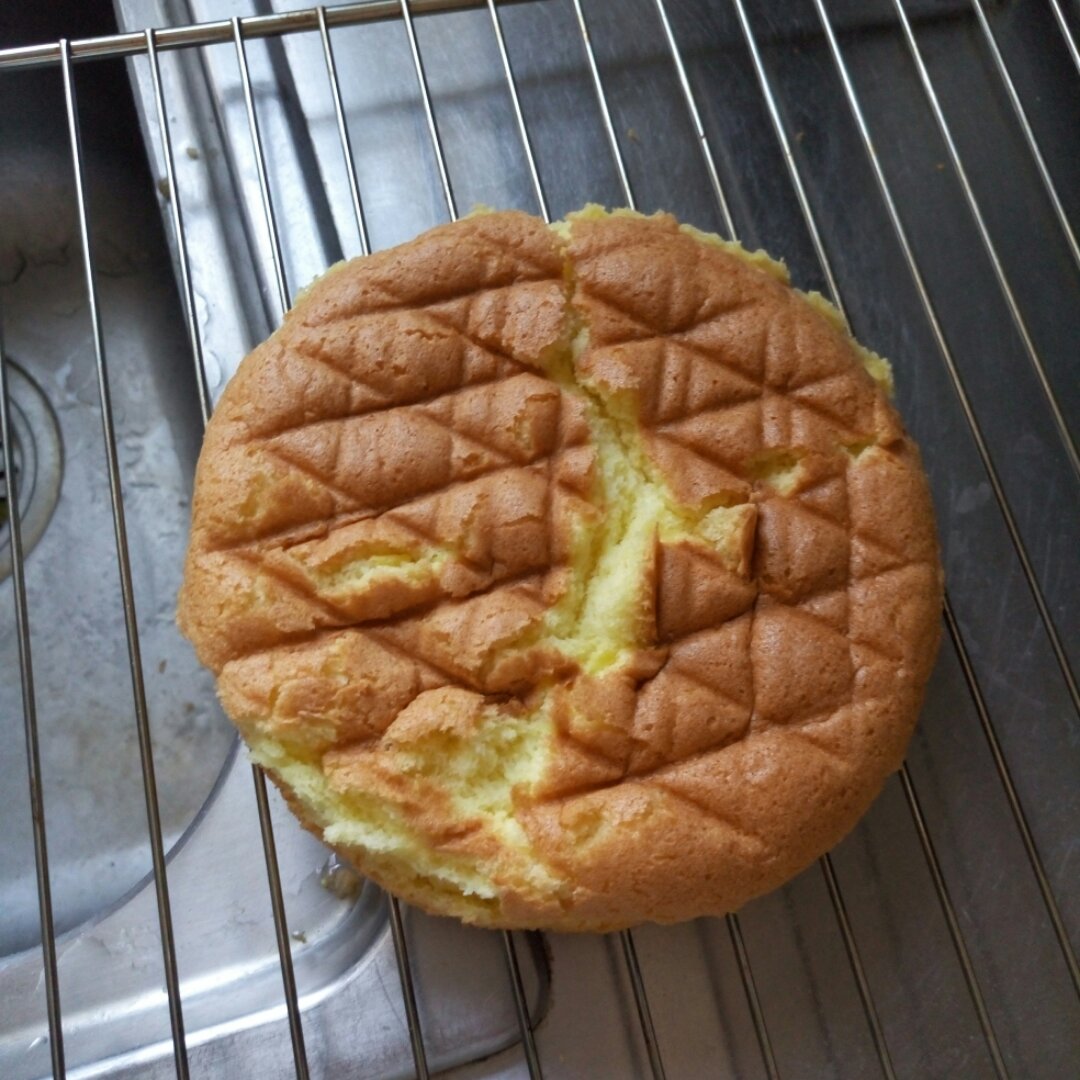 软绵绵戚风纸杯蛋糕