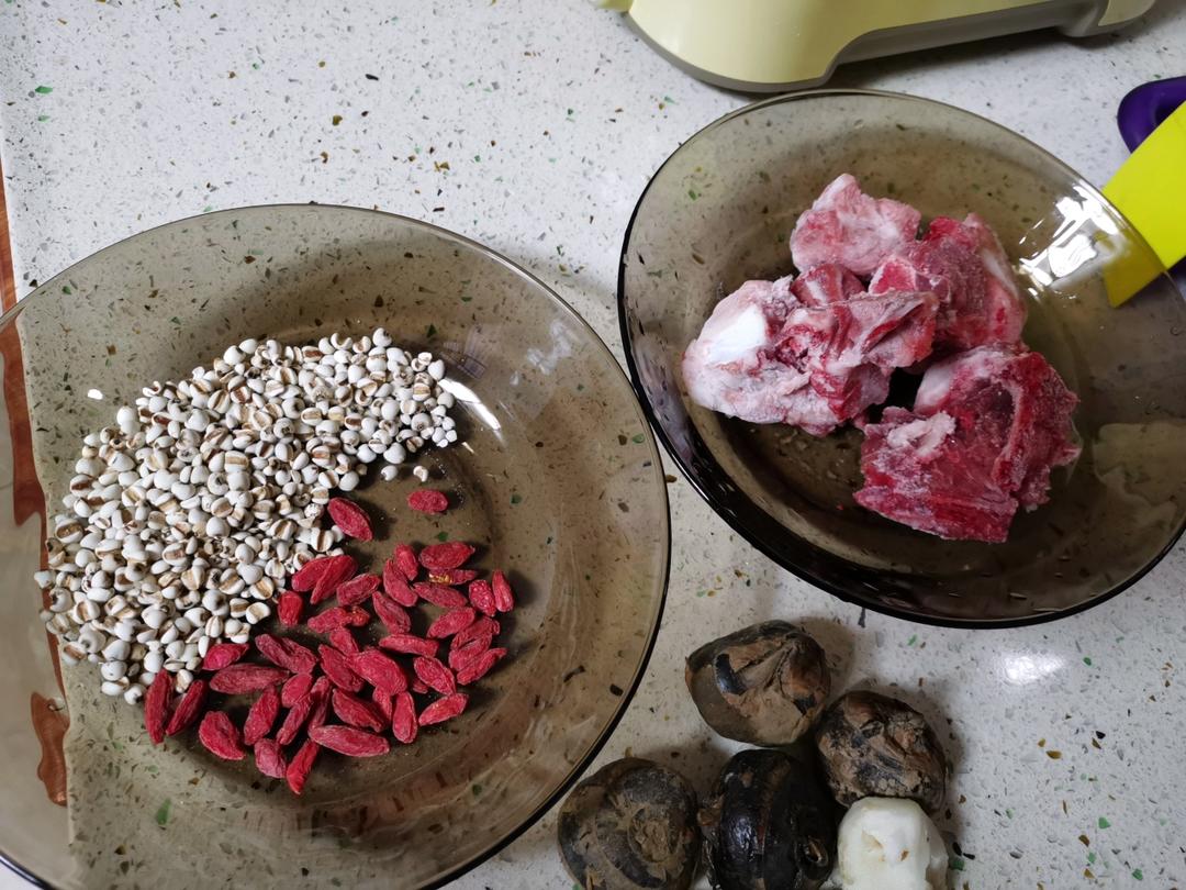 排骨马蹄薏仁汤【12月北鼎养生壶食谱】