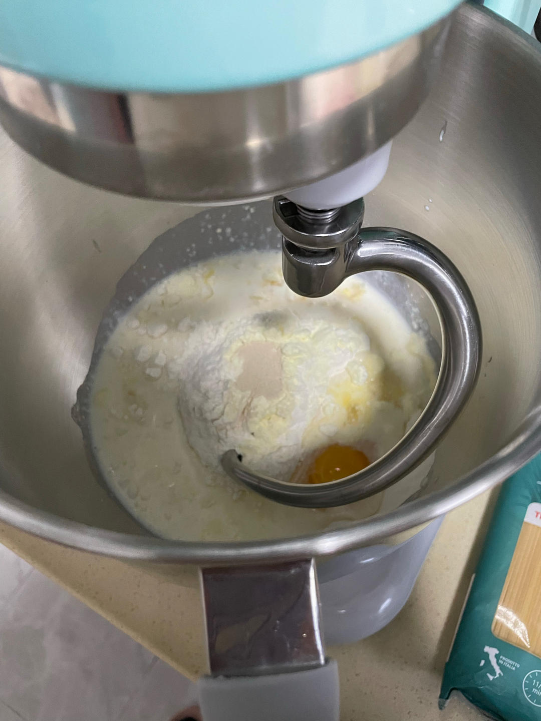 牛奶面包卷【3月北鼎烤箱食谱】