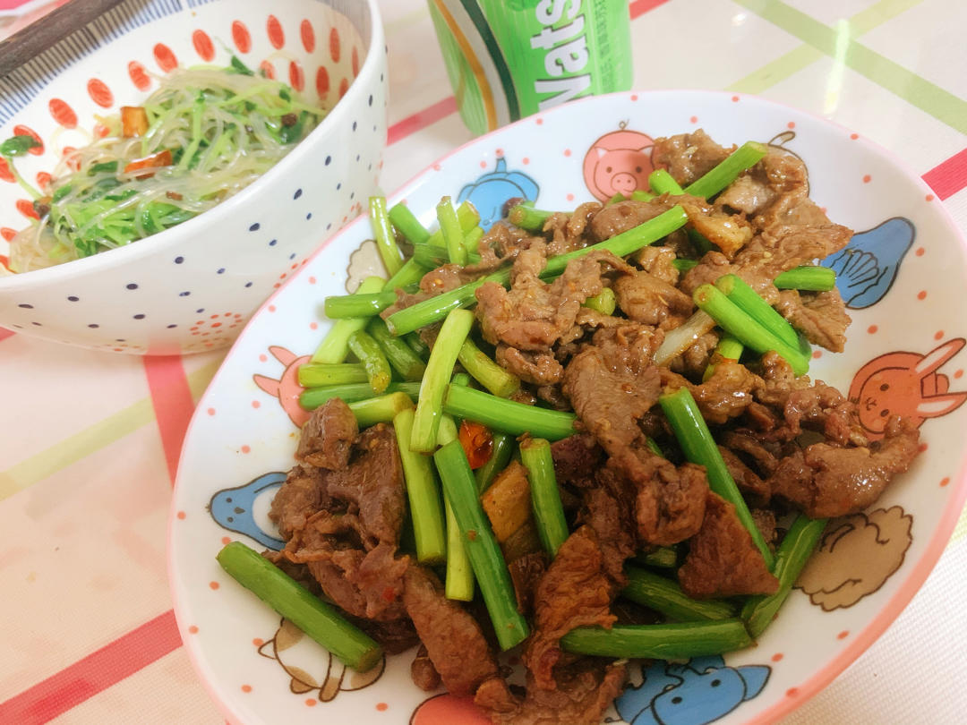 spider0906做的干锅蒜苔孜然羊肉