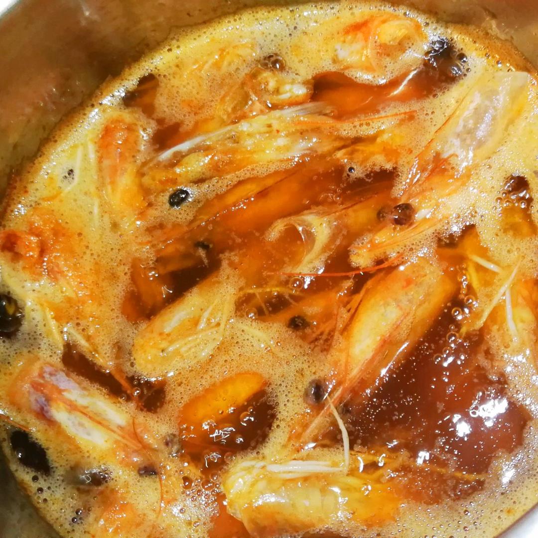 熬虾油炸虾头
