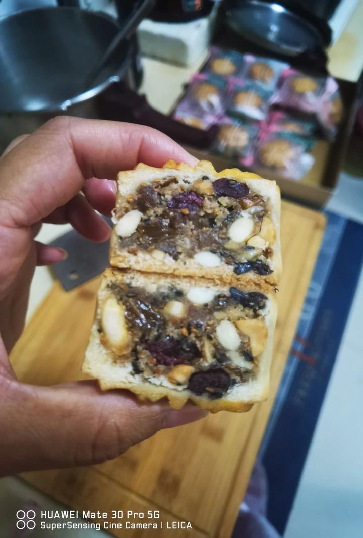 五仁月饼