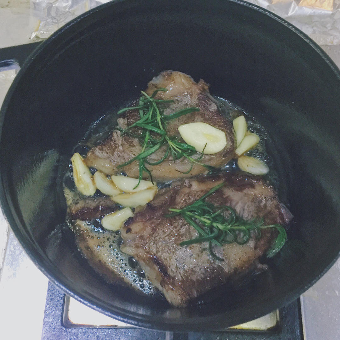 煎牛排（带酱汁做法）