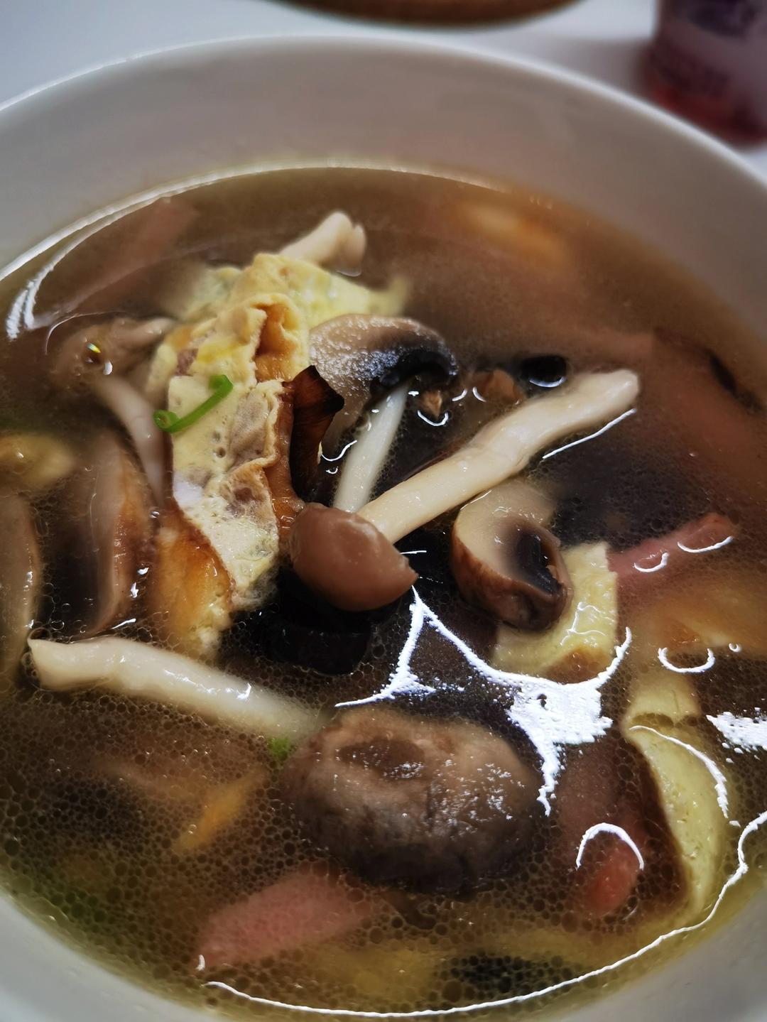 低卡减脂餐~三鲜菌菇汤