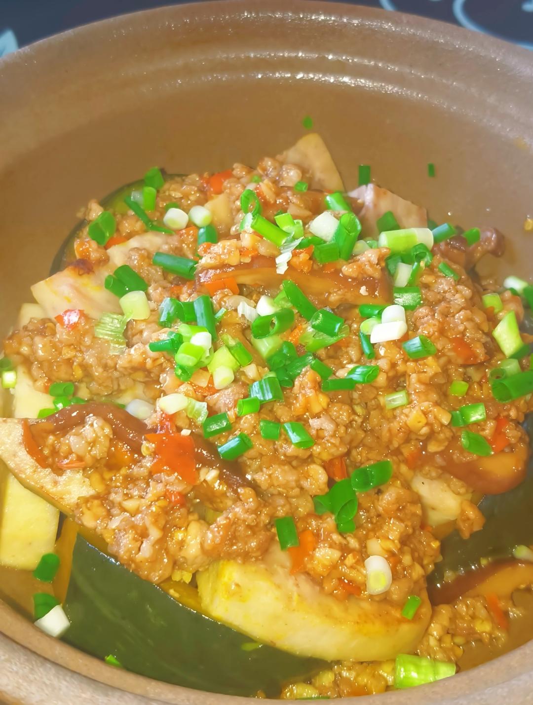 超级美味芋头肉末焗南瓜