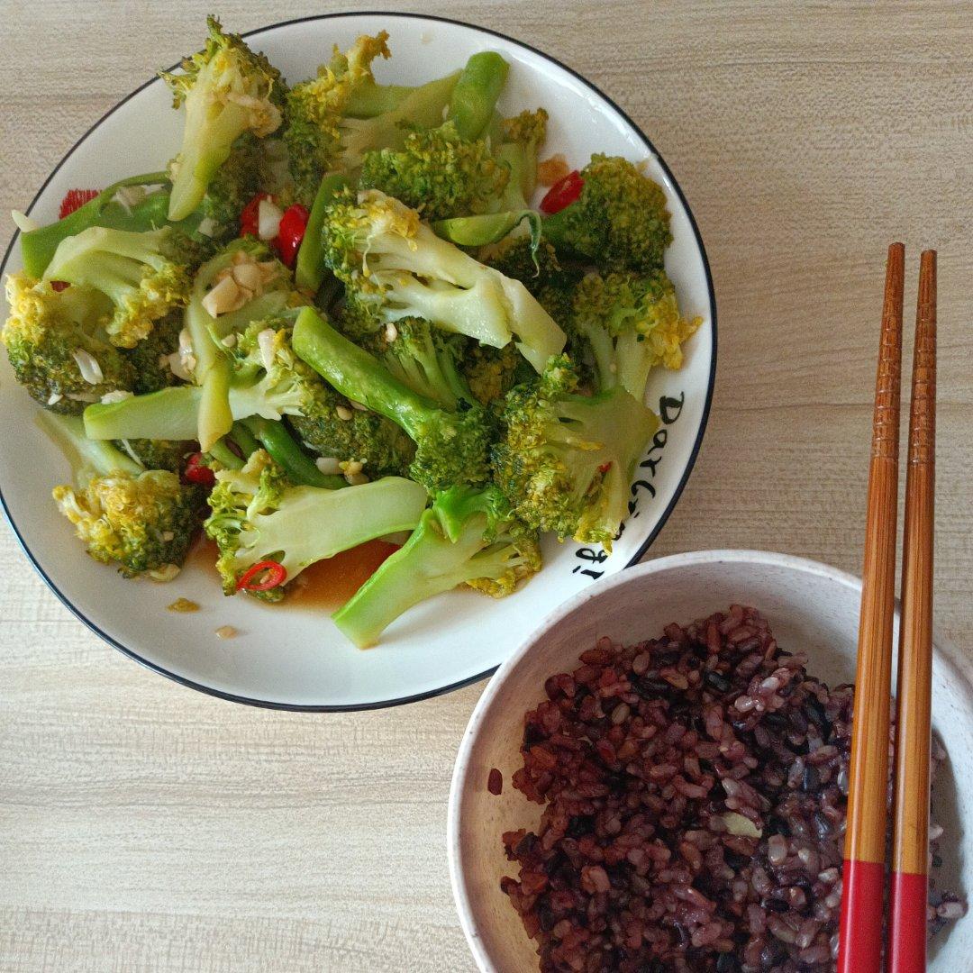 蚝油蒜蓉西兰花