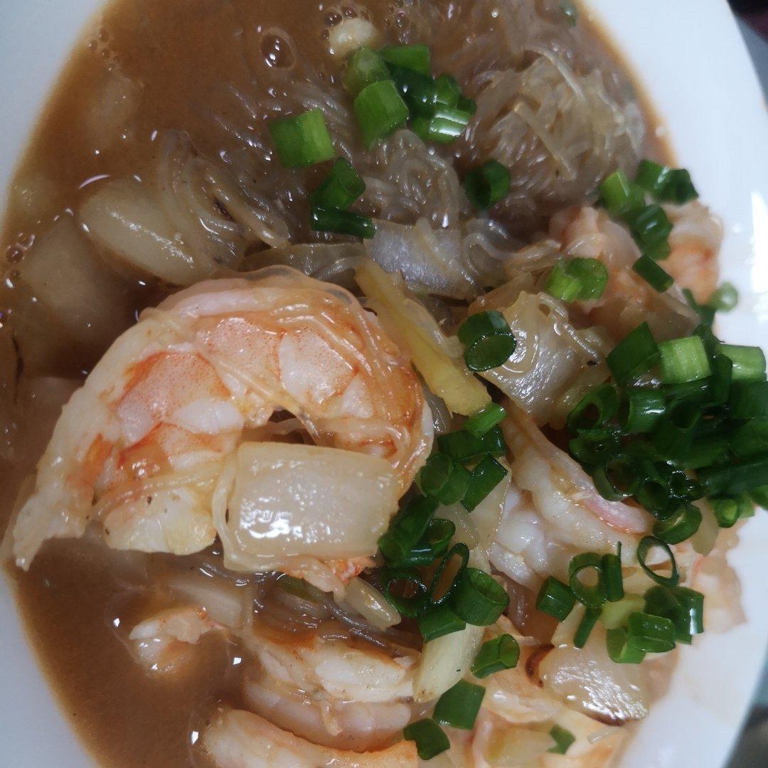 鲜虾粉丝煲