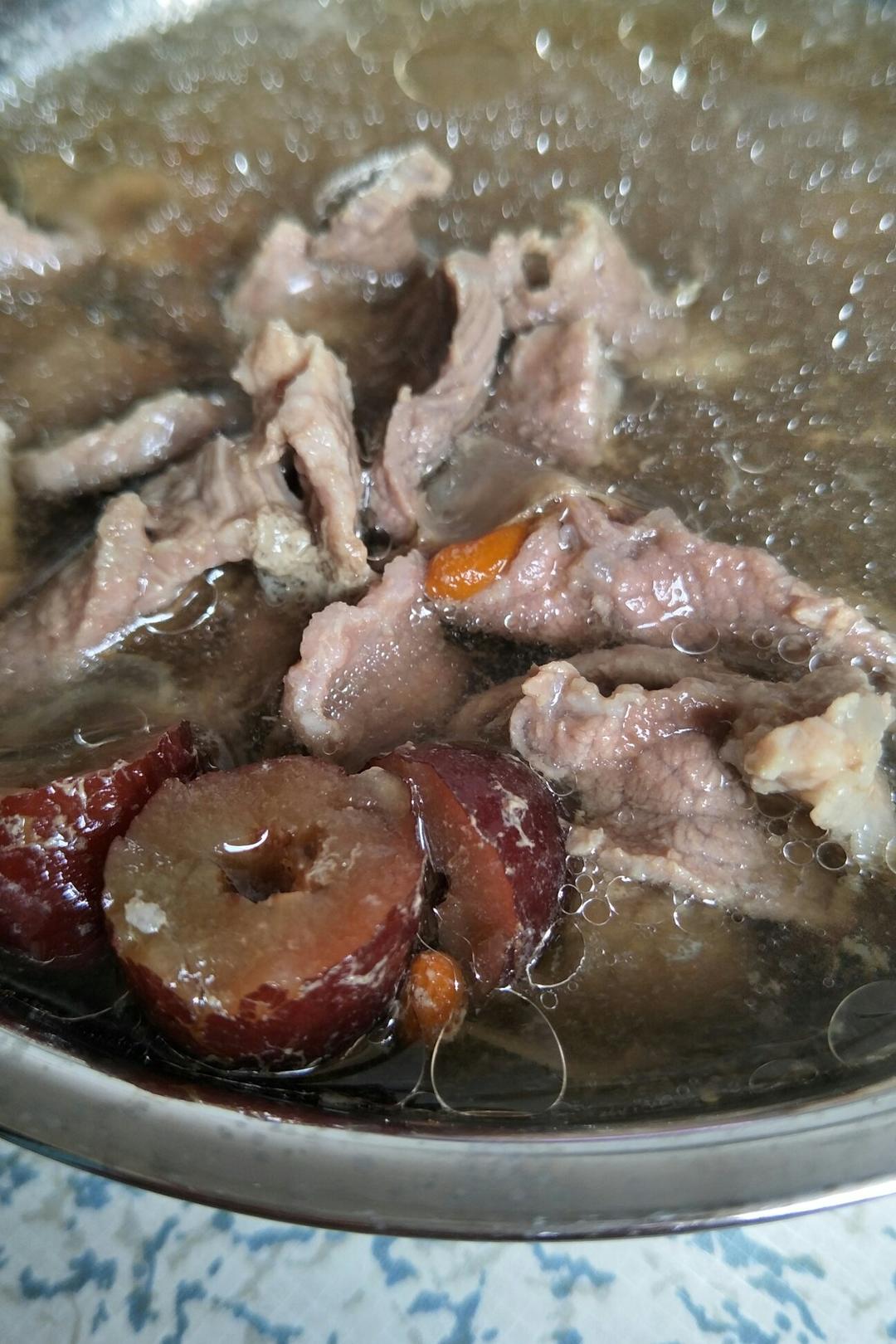 红枣瘦肉汤