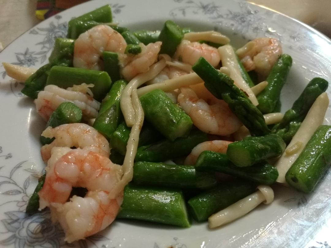虾仁芦笋蟹味菇