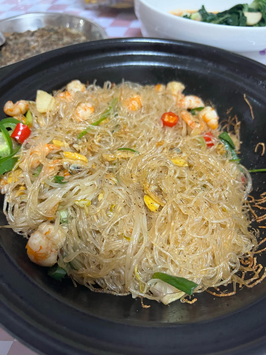 鱿鱼花甲粉丝煲