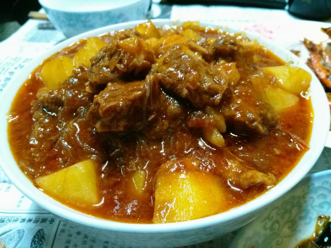 西红柿牛腩土豆