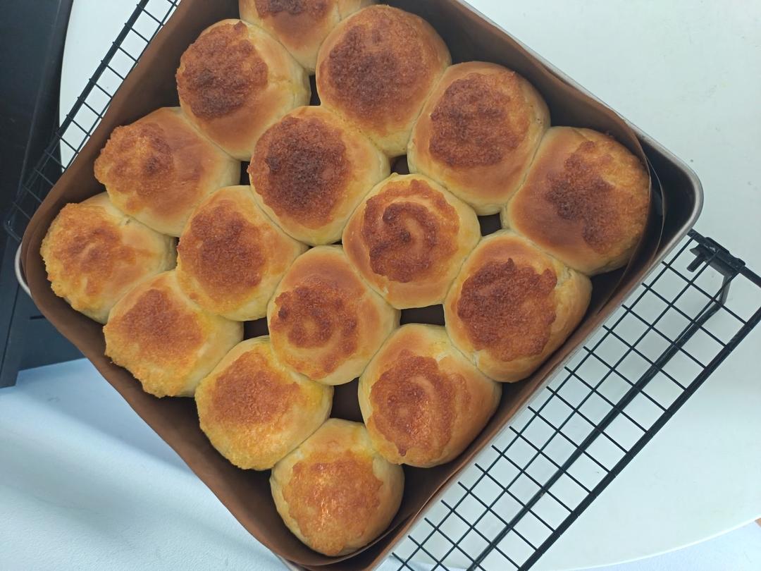 一次发酵同样松软的椰蓉小面包