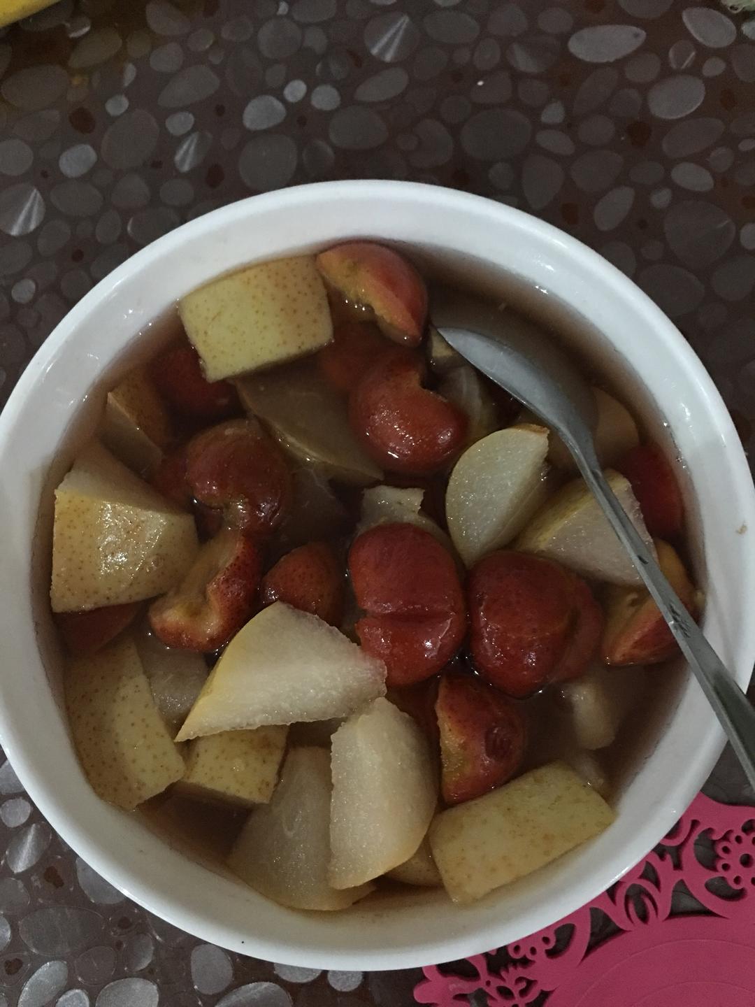 冰糖雪梨山楂饮