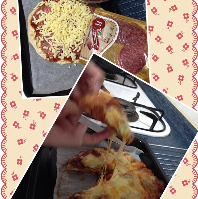 薄饼脆皮火腿pizza