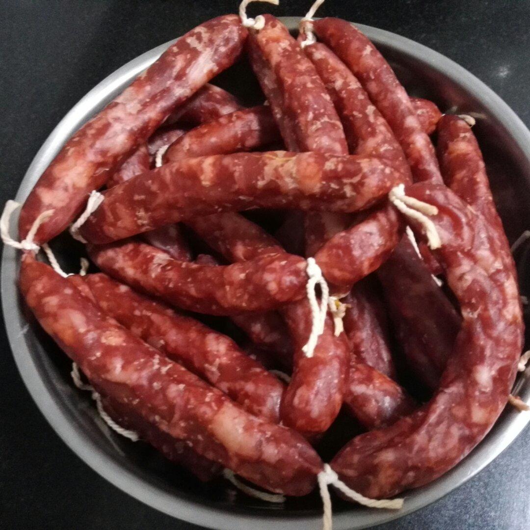 自制黑椒风味脆皮肠--多图详解手工灌肠