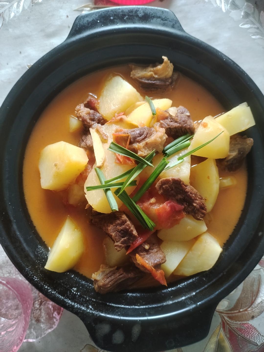 土豆炖牛肉