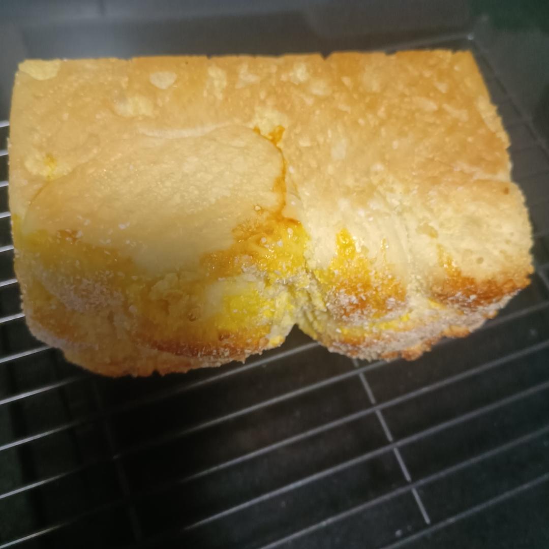 椰香浓郁的椰蓉吐司