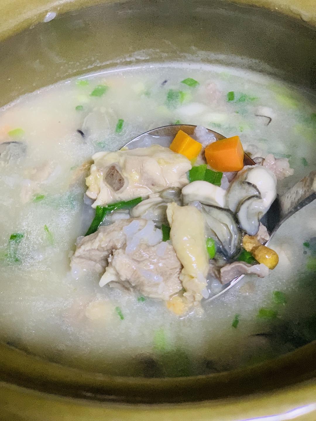 鲜甜美味蚝鸡粥