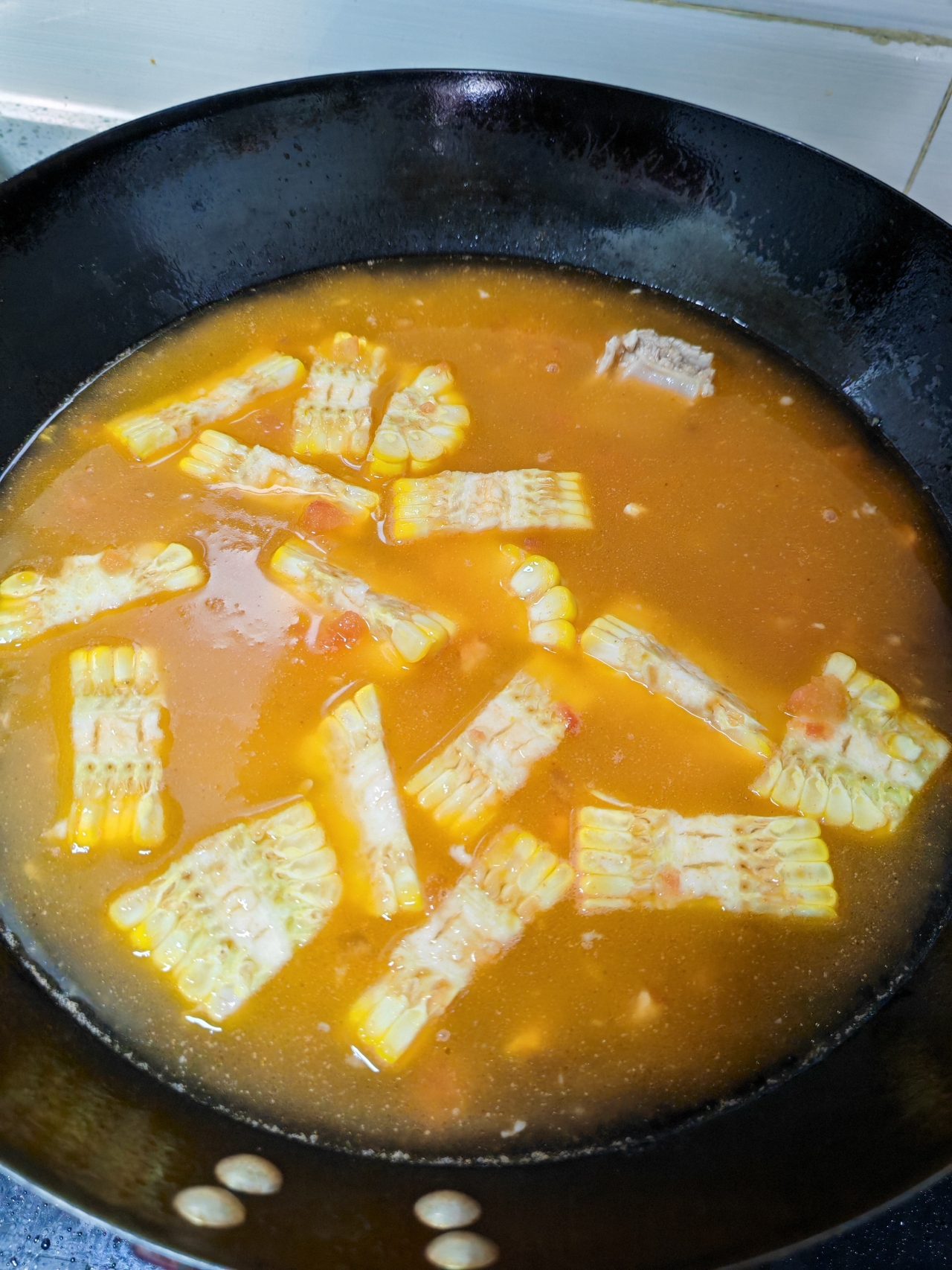 西红柿玉米排骨汤的做法 步骤8