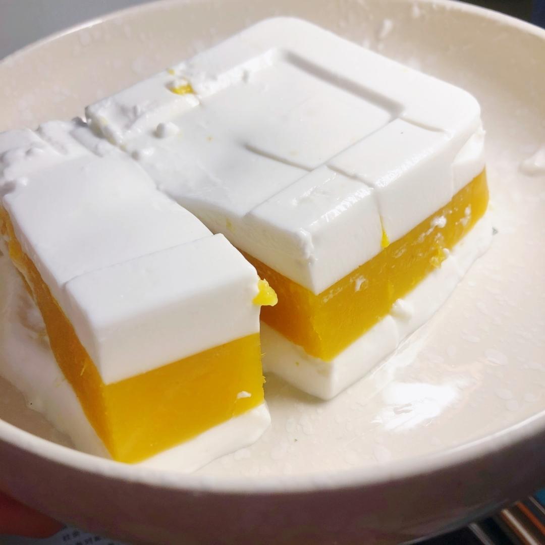 香芒夹心椰汁糕