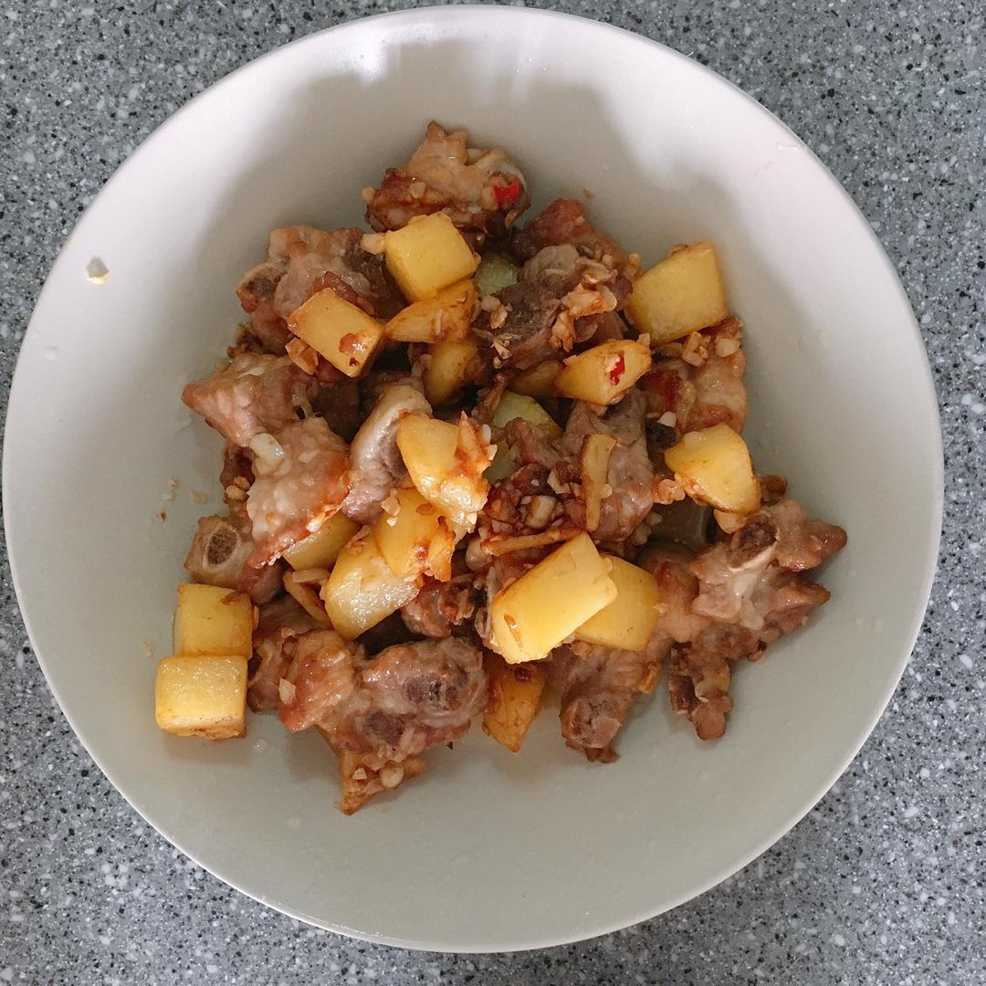 金牌蒜香排骨