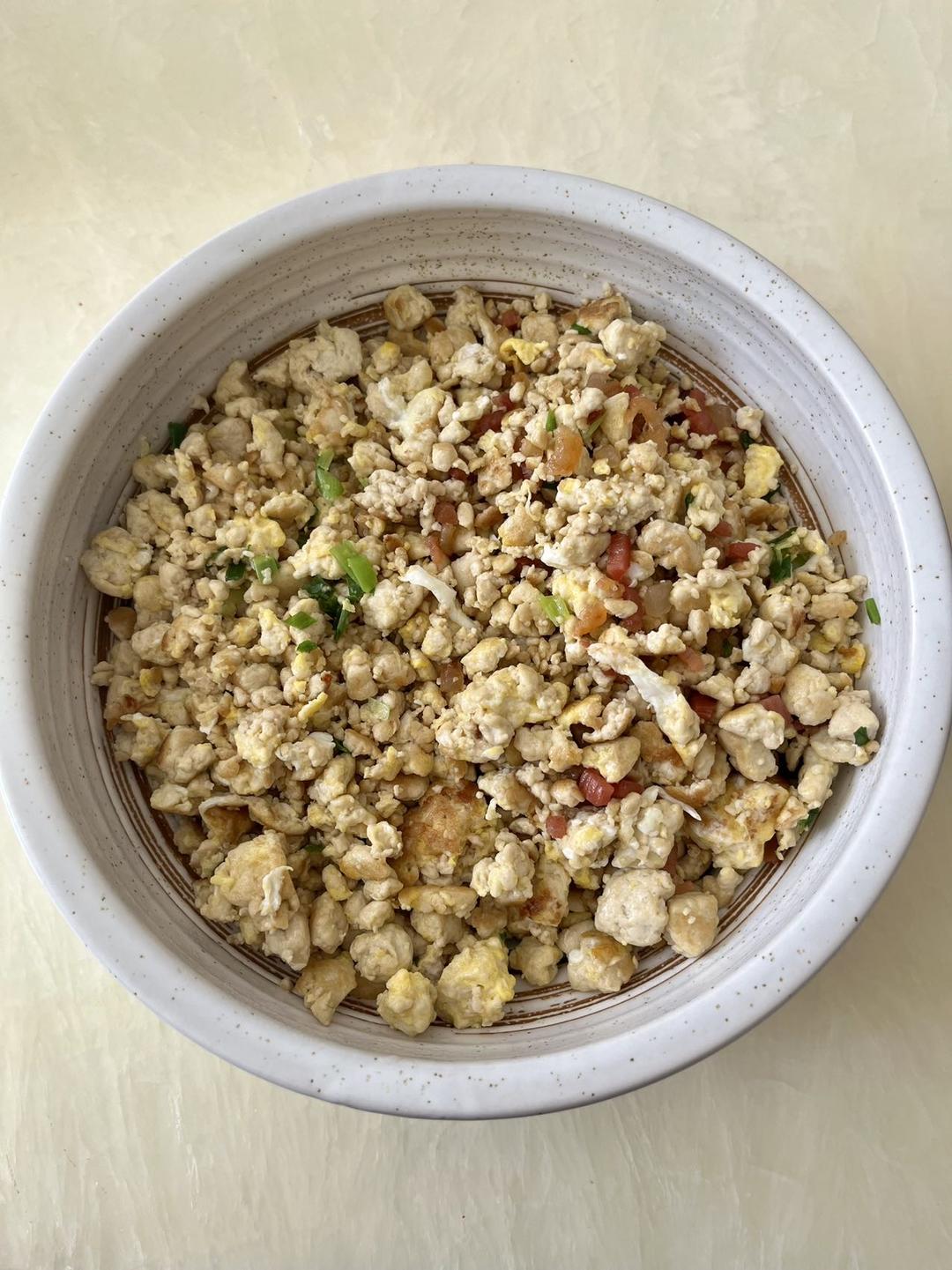 鸡刨豆腐(鸡蛋炒豆腐)