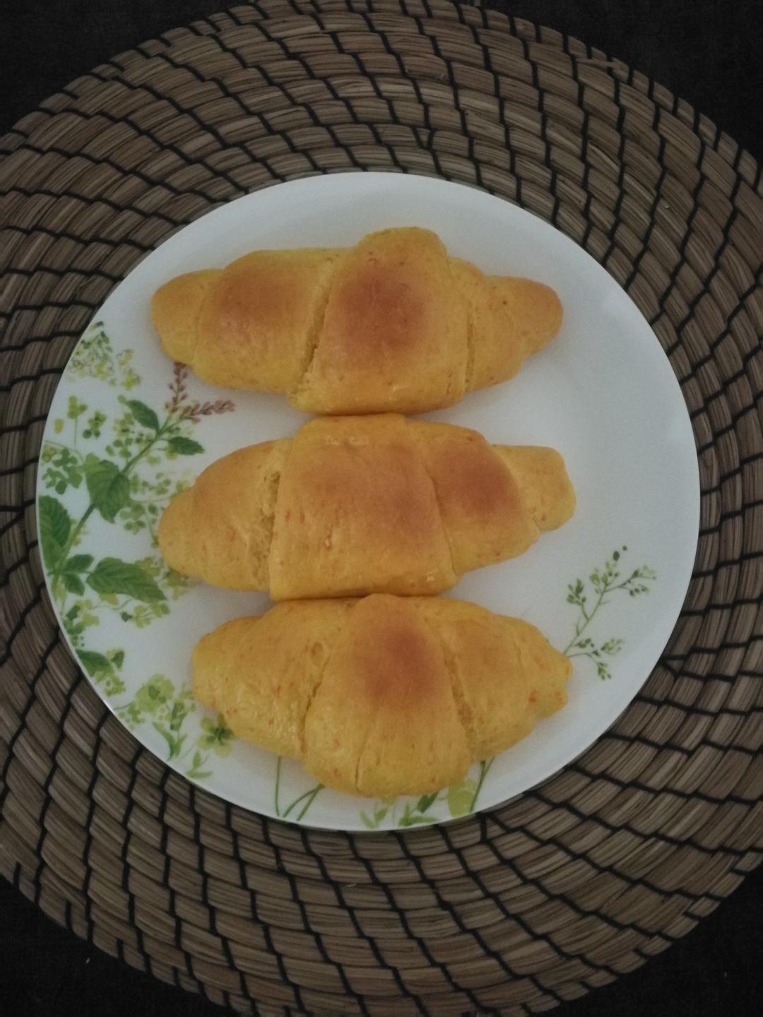 奶香胡萝卜小餐包