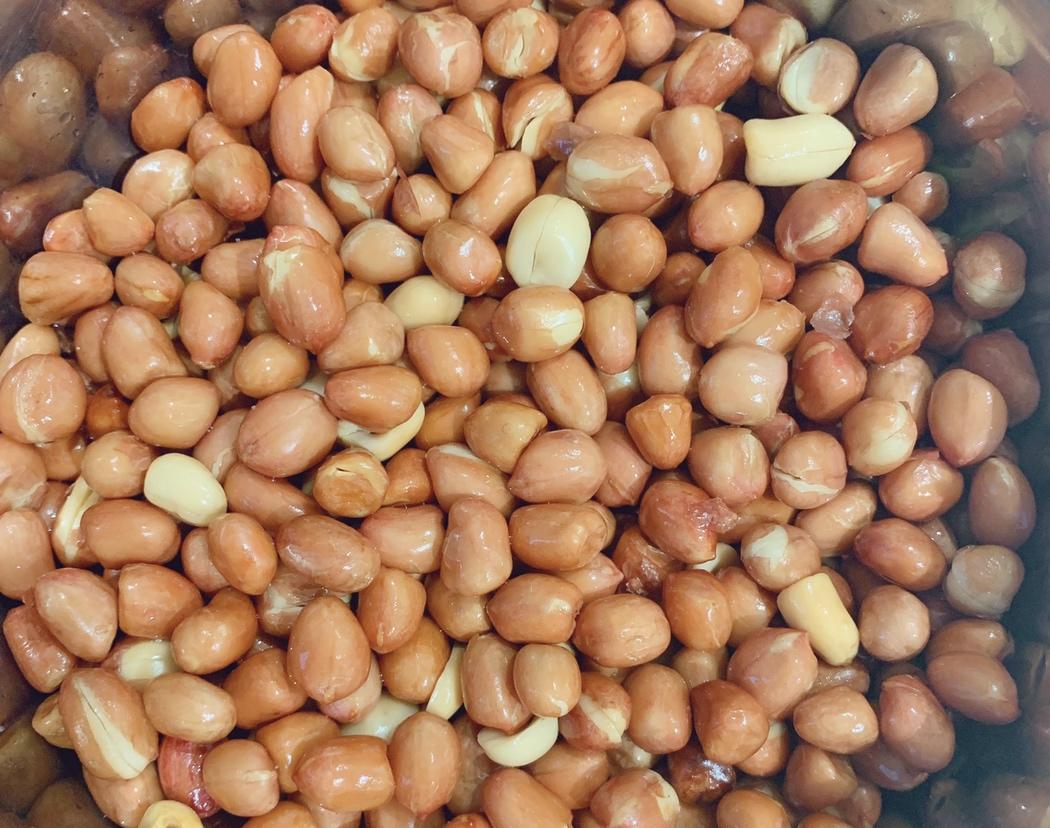 油炸花生米 熟油花生米 的做法步骤图 卖护肤品的阿音啊 下厨房