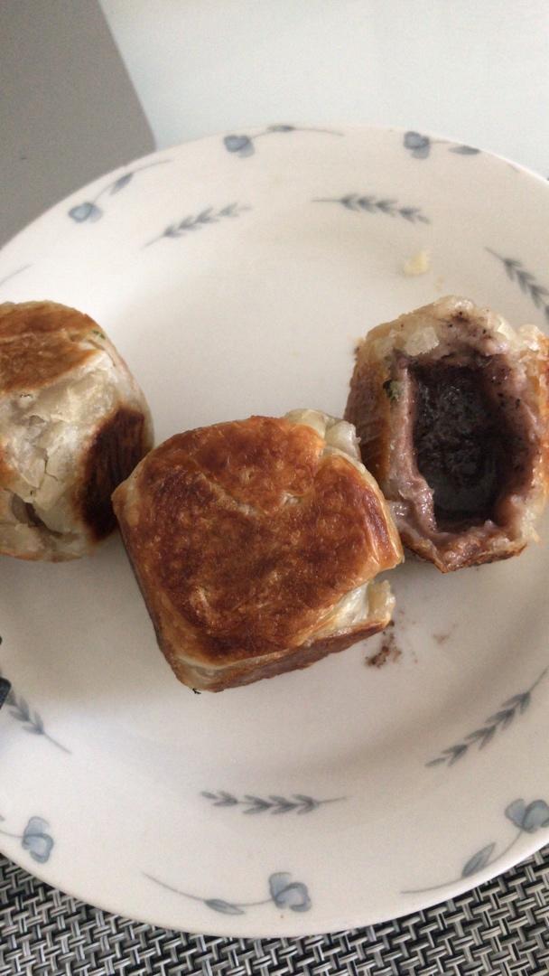 手抓饼➕汤圆＝超美味流心酥