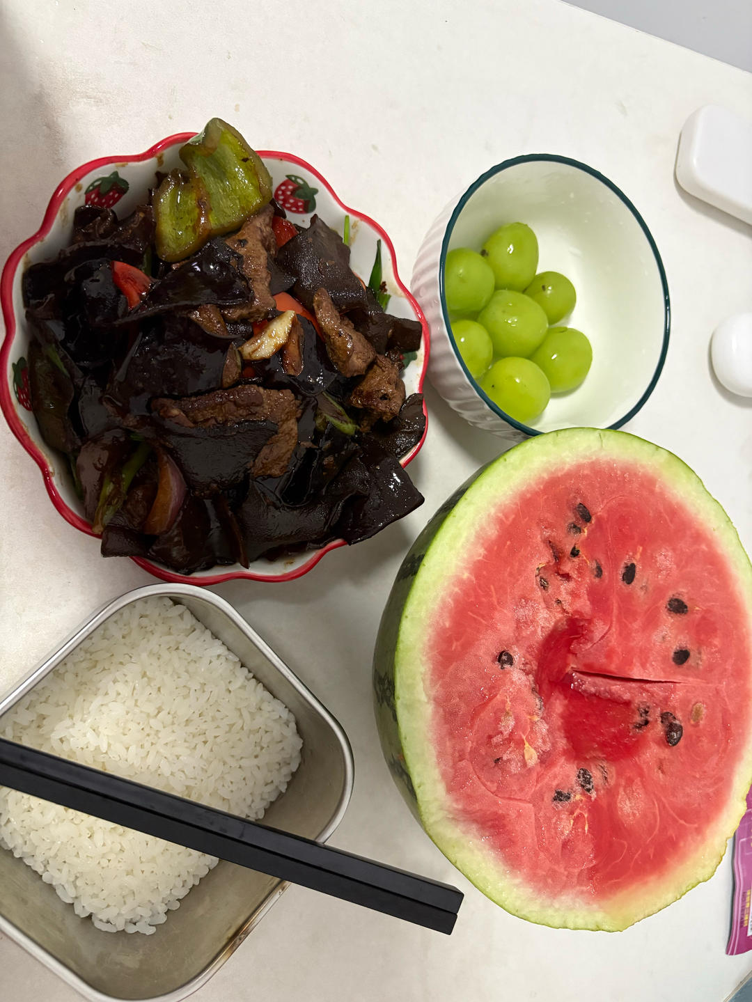 白木耳辣椒炒肉