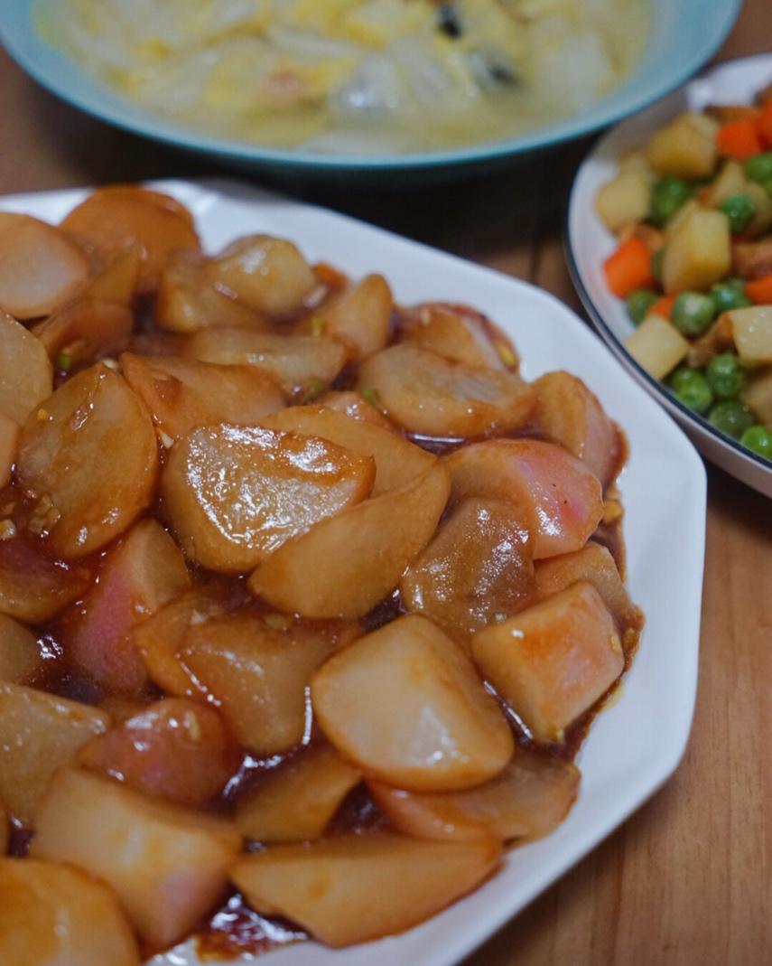 家常菜 素烧水萝卜 烟影斜阳做的素烧水萝卜