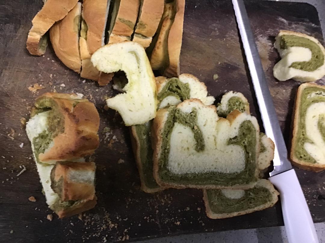 每一口都能吃到奶酪的抹茶大理石吐司