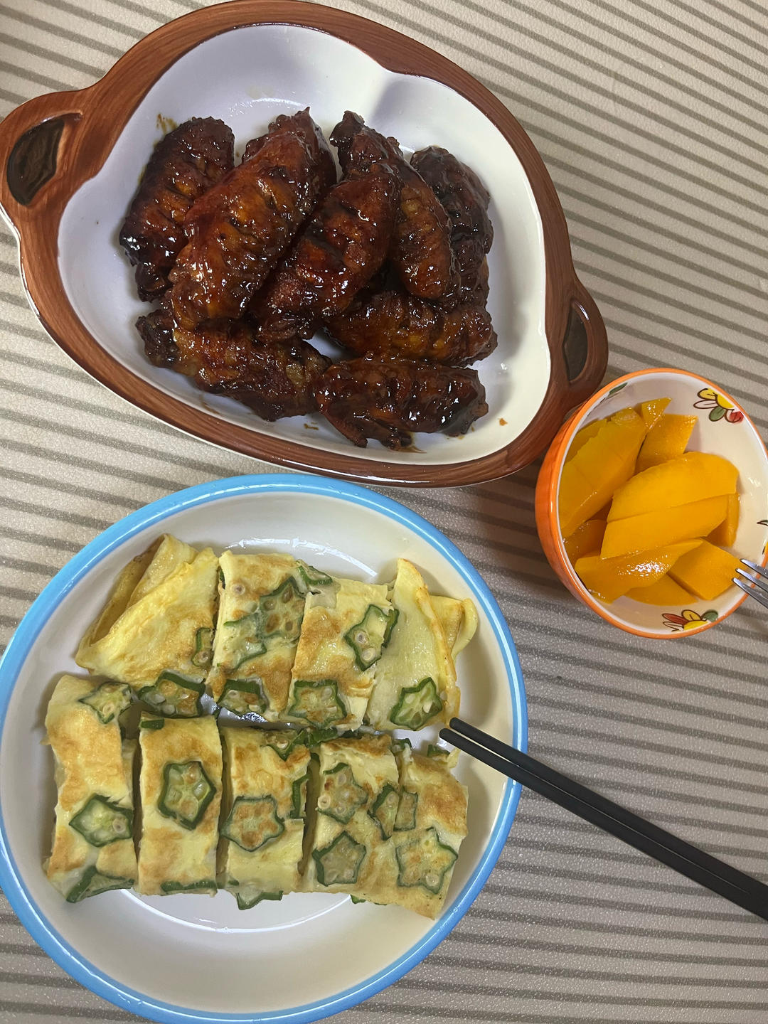 好看又好吃的秋葵卷蛋|马克西姆不粘锅