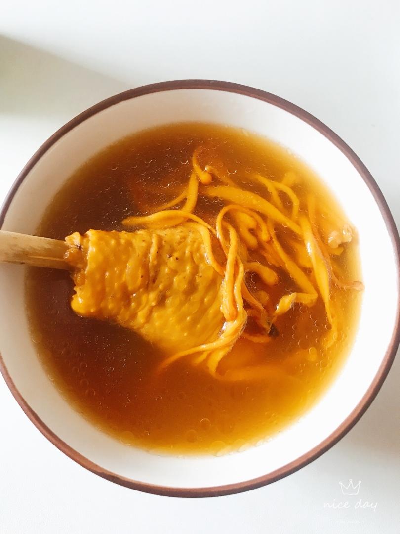 虫草花鸡汤