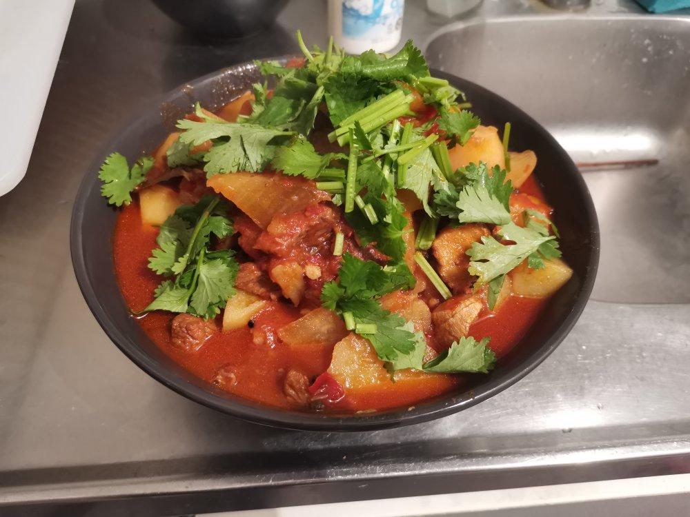 牛肉炖土豆